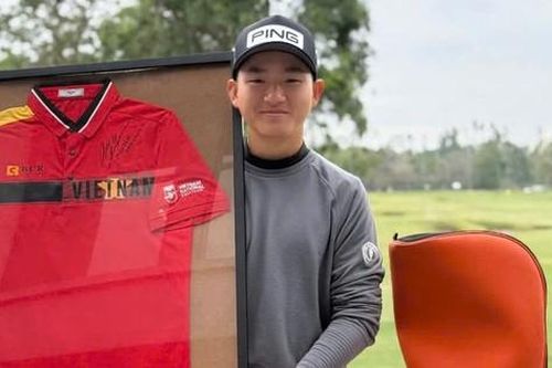 Golfer Nguyễn Anh Minh đấu giá áo và túi gậy hỗ trợ xây dựng trường học trẻ em vùng cao