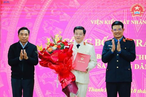 Đồng chí Trần Thế Kính giữ chức vụ Viện trưởng VKSND tỉnh Thanh Hóa