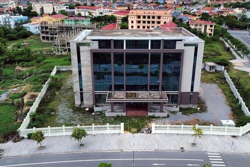 Dự án Trung tâm Truyền thông - Giáo dục thi công 7 năm vẫn dang dở