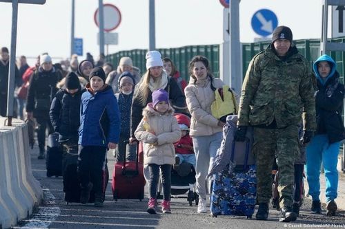 Ukraine chạy đua đưa người tị nạn về nước giữa khủng hoảng lao động