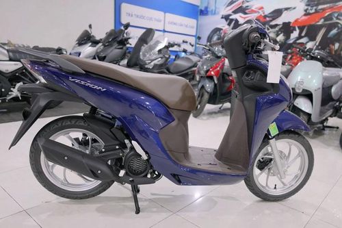 Cận cảnh Honda Vision 2025 màu xanh đen, giá 33,59 triệu đồng tại Việt Nam