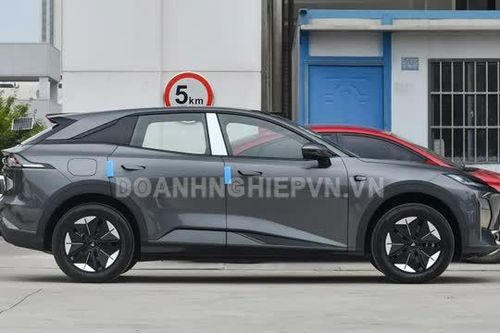 SUV đẹp mê ly, công suất 352 mã lực, siêu tiết kiệm xăng, giá 'hạt dẻ'
