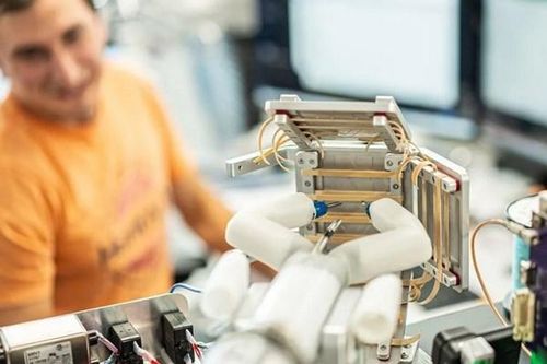 Doanh nghiệp robot thông minh của Trung Quốc tiếp tục tăng trưởng mạnh