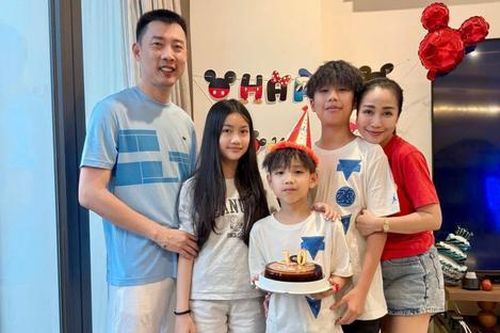 Ốc Thanh Vân cho các con làm một việc ngay sau khi về nước