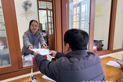 Xây dựng chính quyền thân thiện ở cấp xã: Lấy cải cách thủ tục hành chính làm trọng tâm