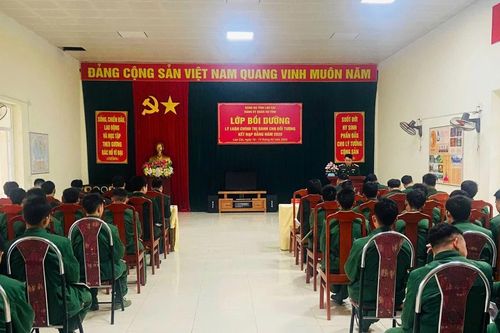 Bộ Chỉ huy Quân sự tỉnh tổ chức bồi dưỡng lý luận chính trị cho đối tượng kết nạp Đảng năm 2025