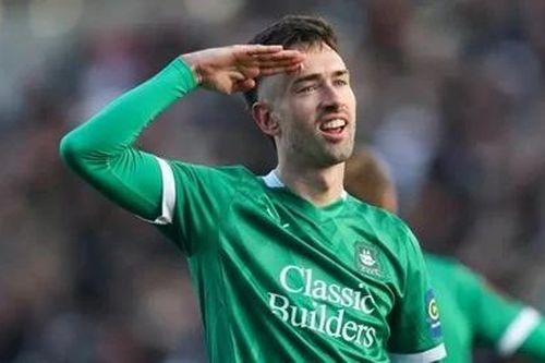 Đội đầu bảng Premier League thua choáng váng tại Cúp FA
