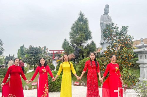 Ở đâu có phụ nữ, ở đó có hoạt động hội