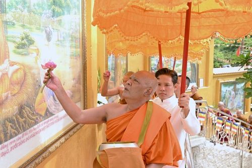 Chùa Bồ Đề (TP.Vũng Tàu) khánh thành con đường tranh đá quý về lịch sử cuộc đời Đức Phật
