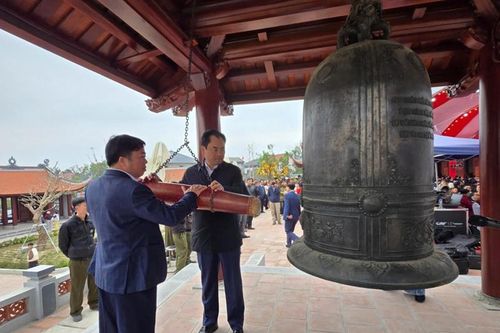 Thái Nguyên: Khai hội truyền thống đền thờ Lý Nam Đế Xuân Ất Tỵ 2025