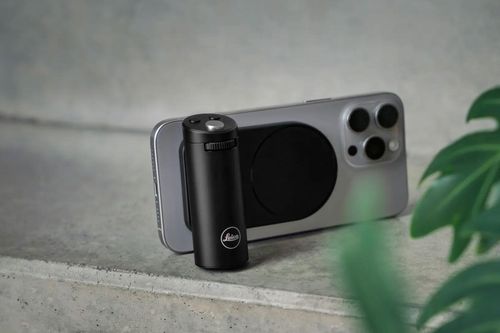 Leica trình làng phụ kiện hỗ trợ chụp ảnh cao cấp cho iPhone: Lux Grip