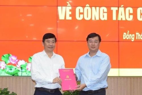 Chủ tịch UBND tỉnh Đồng Tháp nghỉ hưu trước tuổi