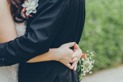 'Phông bạt' cưới đại gia, nữ quái lừa đảo hàng chục tỷ đồng từ người thân trong gia đình