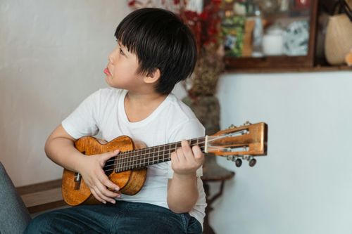 5 dấu hiệu cho thấy bạn là kiểu phụ huynh 'cắt cỏ'