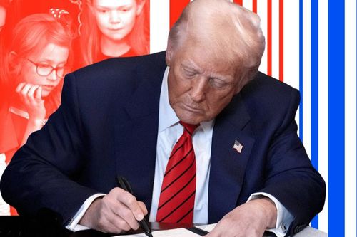 Tuần làm việc thứ 3 tại Nhà Trắng đầy biến động của ông Trump