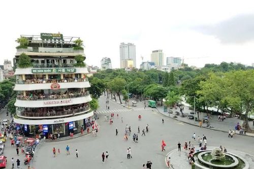 Hà Nội thí điểm hạn chế ô tô trên 16 chỗ vào phố cổ
