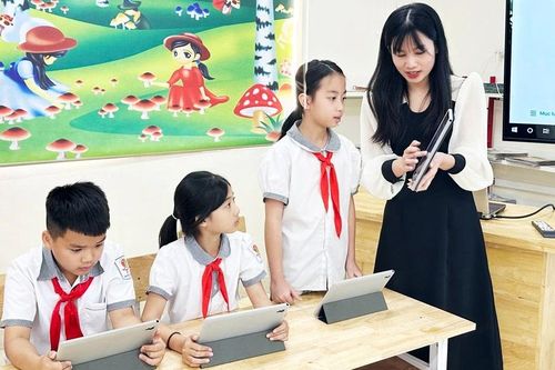 Hỗ trợ giáo viên ứng dụng AI để người thầy đi trước một bước