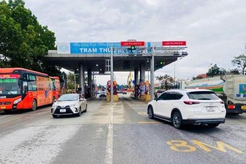 Vẫn có hơn 16.000 tài khoản ETC hết tiền lưu thông vào đường cao tốc