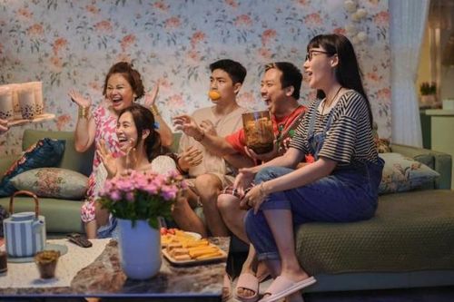 Bộ tứ báo thủ của Trấn Thành vượt mốc doanh thu 300 tỷ đồng