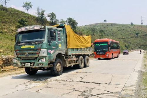 Sửa chữa hư hỏng trên đèo Lò Xo với kinh phí 57 tỷ đồng
