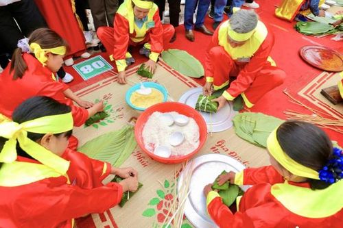 Thi gói bánh chưng, bánh giầy mở màn Lễ hội mùa xuân Côn Sơn - Kiếp Bạc
