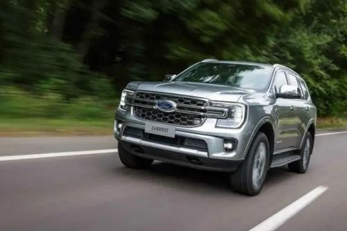 Ford Everest 2025 mạnh 300 mã lực có thể sớm về Việt Nam