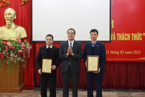 Vĩnh Phúc tổng kết công tác tổ chức Hội báo xuân và Triển lãm Mỹ thuật 'Vĩnh Phúc đổi mới, phát triển'