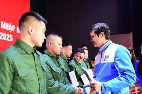 Môi trường quân ngũ là giai đoạn đáng nhớ nhất của mỗi thanh niên