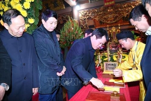 Khai ấn đền Trần ở ngôi đền gần 700 năm thờ Đức Thánh Trần Hưng Đạo