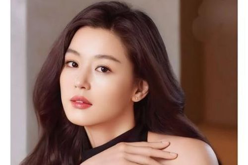 Nữ diễn viên nổi tiếng showbiz bị điều tra, nộp phạt hơn 350 triệu đồng