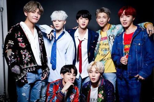 'Ngôi vương' của BTS bị lung lay