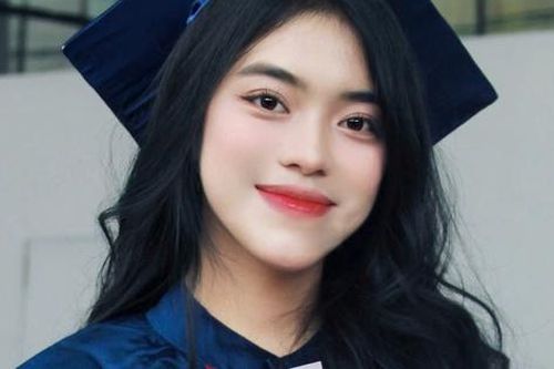Vừa tốt nghiệp đại học kế toán, cô gái trẻ tình nguyện nhập ngũ