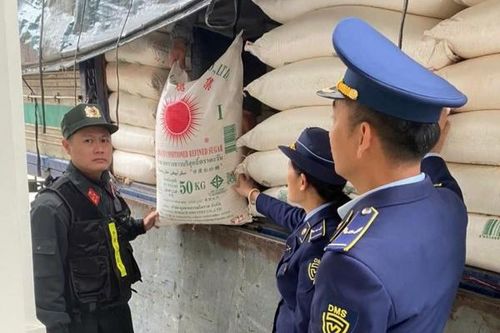 Nghệ An: Phát hiện 3 tấn đường không rõ nguồn gốc