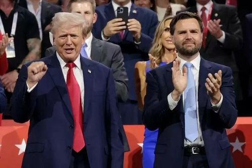 Tổng thống Donald Trump: Còn quá sớm để xem JD Vance là người kế nhiệm