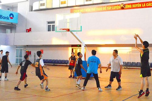 Bóng rổ 'hồi sinh'