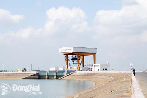Du lịch ven hồ Trị An hấp dẫn nhà đầu tư