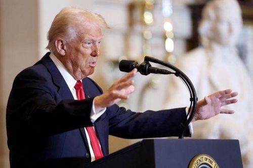 Tổng thống Mỹ Donald Trump cam kết mua và sở hữu Dải Gaza