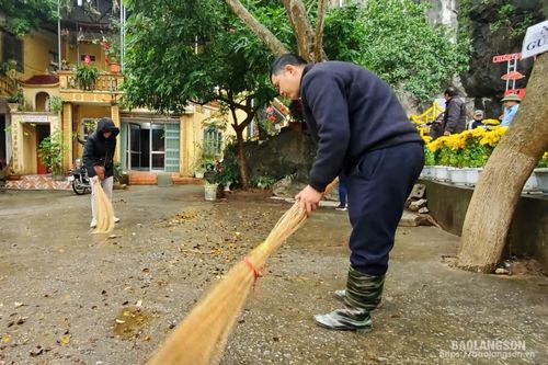 Đảm bảo vệ sinh môi trường mùa lễ hội