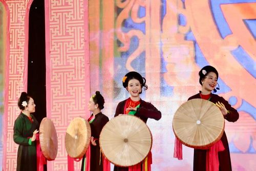 Ấn tượng Chương trình nghệ thuật và trình diễn 'Âm vang ngày hội'