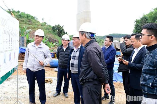 Vượt khó trên tuyến cao tốc Tuyên Quang - Hà Giang