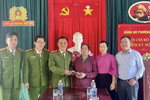 'Nơi gửi gắm lòng tin của nhân dân'