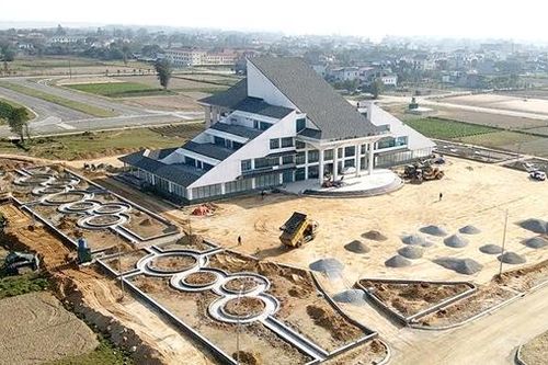 Loạt dự án tồn đọng sau khi sáp nhập cấp huyện