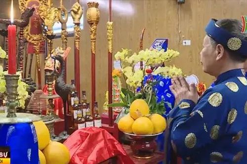 Lễ hội 'Tế khai sắc, rước khai xuân' đền Voi Phục