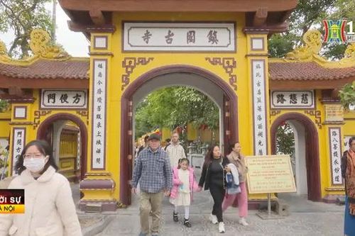 Giao thông Hà Nội ổn định tại các di tích tâm linh