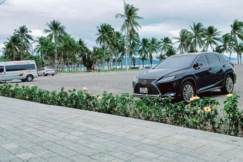 Cận cảnh những khu đất đắc địa ở Nha Trang được dùng làm bãi đỗ xe ô tô