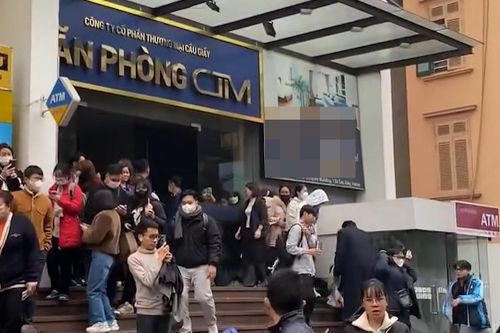 Cháy tòa nhà văn phòng ở Hà Nội
