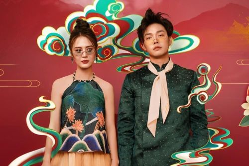 Vợ chồng TikToker bị chỉ trích vì tuyển trợ lý lương 8 triệu