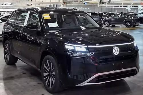 Volkswagen Teramont 2025 'lộ hàng' nội thất trước thềm ra mắt