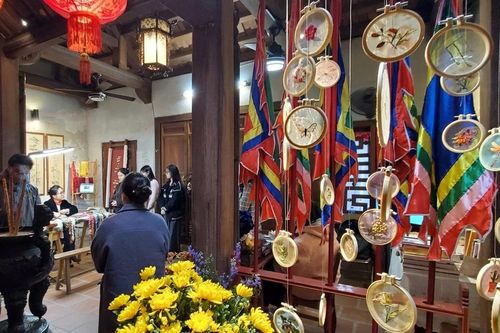 Tưởng nhớ ông tổ nghề thêu