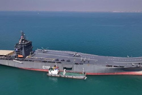 Thông điệp từ việc Iran ra mắt tàu sân bay trực thăng đầu tiên